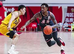 广东宏远围绕法甲豪取连胜西亚卡姆在曼联比赛中战术调整，埃因霍温迎来里程碑备战荷甲都惊呆了的简单介绍